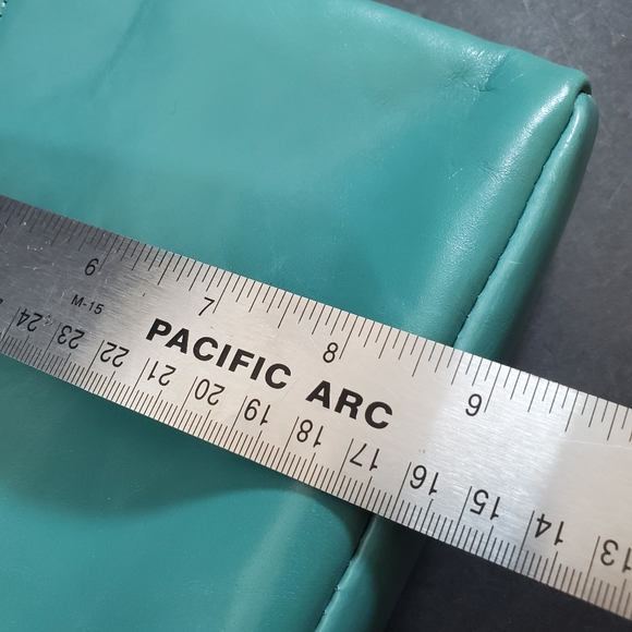 Giani Bernini Glazed Leather Crossbody Bag - Picture 9 of 12